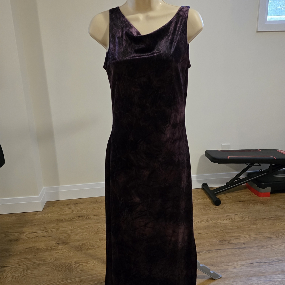 Elegant Purple Sleeveless Dress